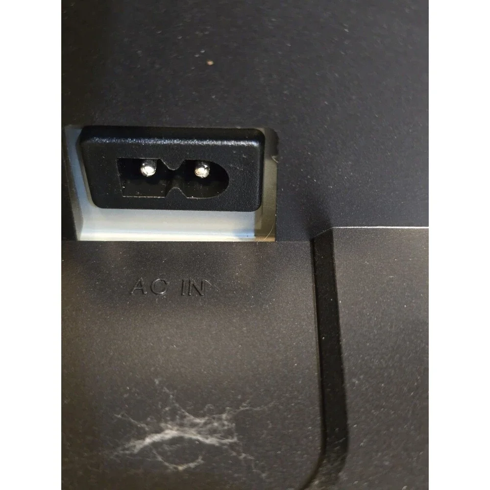 Sony Wega KLV23M1 23Inch M Series LCD Wega Flat Panel Television RARE G3D